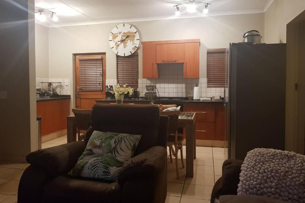 Plush Private Home Polokwane Zewnętrze zdjęcie